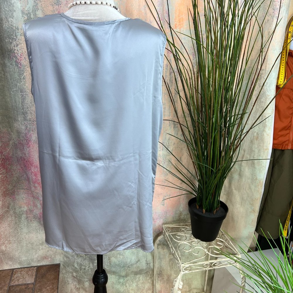 Surprise 2 Classic Basic Items Plus Size Tank Top… - image 8